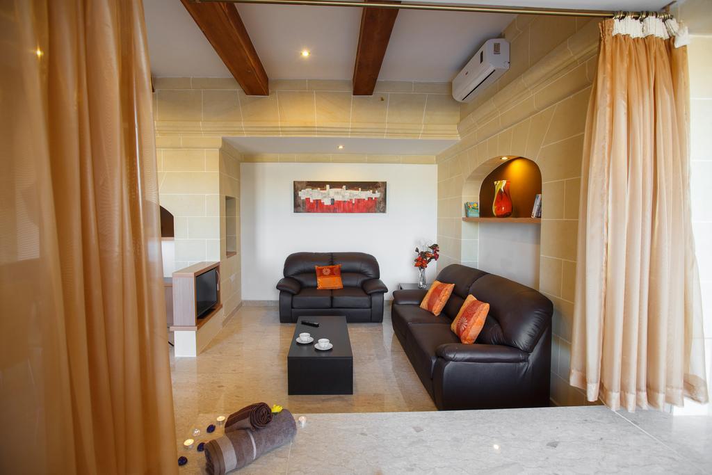 Carini Farmhouses Għarb Quarto foto